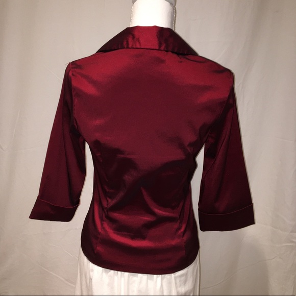 Red Blouse - Gorgeous! - Picture 2 of 2